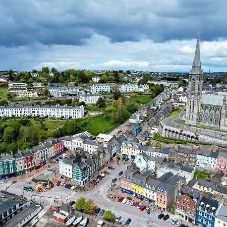 Modern Penthouse Apartment In Cobh Town Eksteriør bilde
