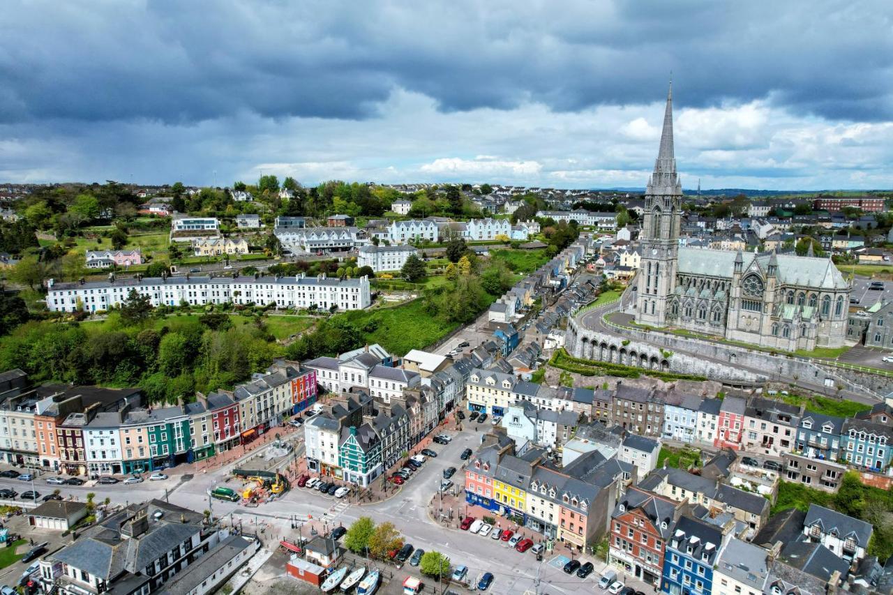 Modern Penthouse Apartment In Cobh Town Eksteriør bilde